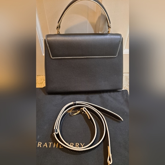 Strathberry Trinity - Picture 10 of 16